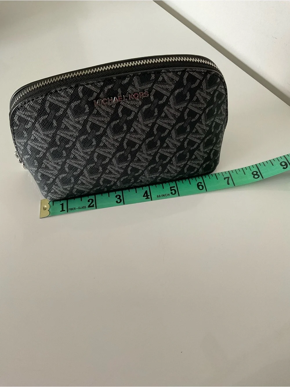 Michael Kors Empire Small Black/Gray Monogram Travel Pouch